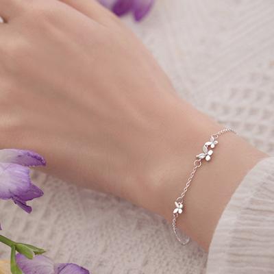 Pulseira de Borboleta Feminina Ajustável Corrente Fina Pulseira de Elo Pulseira Delicada de Borboleta com Strass Joia Presente para Ela Amigas