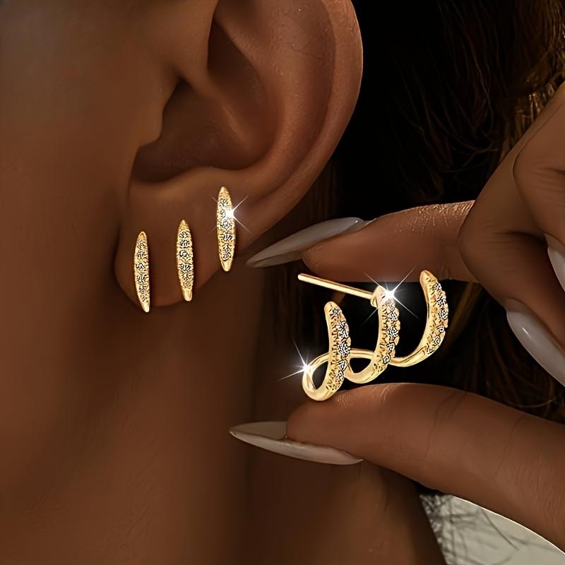 

A Pair of Elegant Lady S Claw-Set Earrings, Dazzling And Luxurious, Suitable for Various Occasions, Hypoallergenic, Perfect for Holiday Gifts One-size золотистый