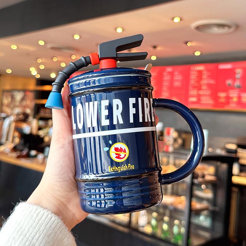 

Керамическая кружка «Огнетушитель» Креативная личность Модный дизайн Офисная кофейная кружка Смешная кружка с крышкой и ложкой 480 мл 401-500ml