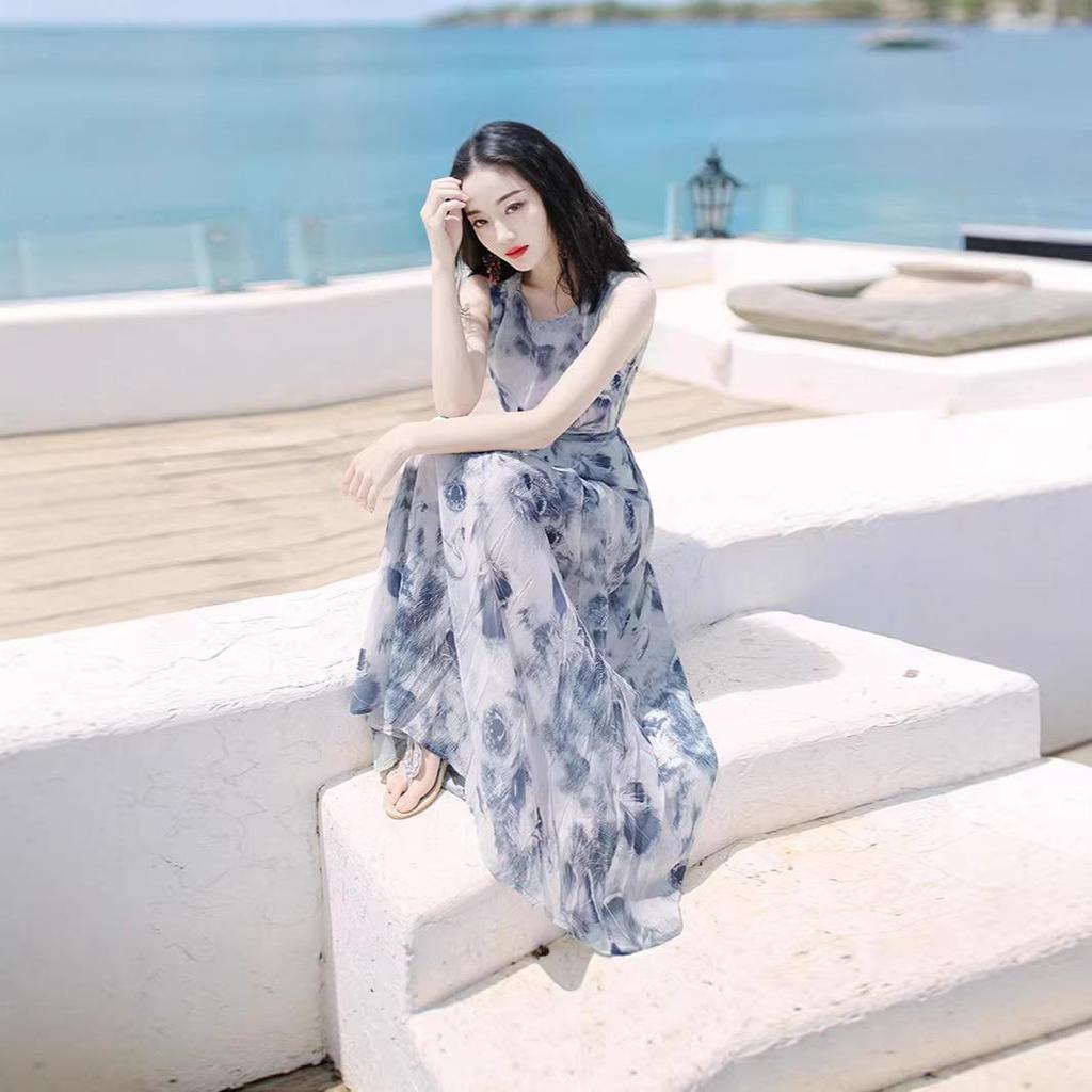 2025 Women's Early Spring Bohemian Ink Print Beach Dress