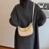 Retro printed bag women's new chain shoulder armpit bag high-end versatile messenger crescent bag