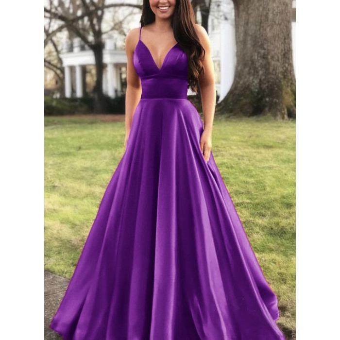 Summer new European and American women's clothing sexy V-neck dress suspender solid color sleeveless fashion evening dress