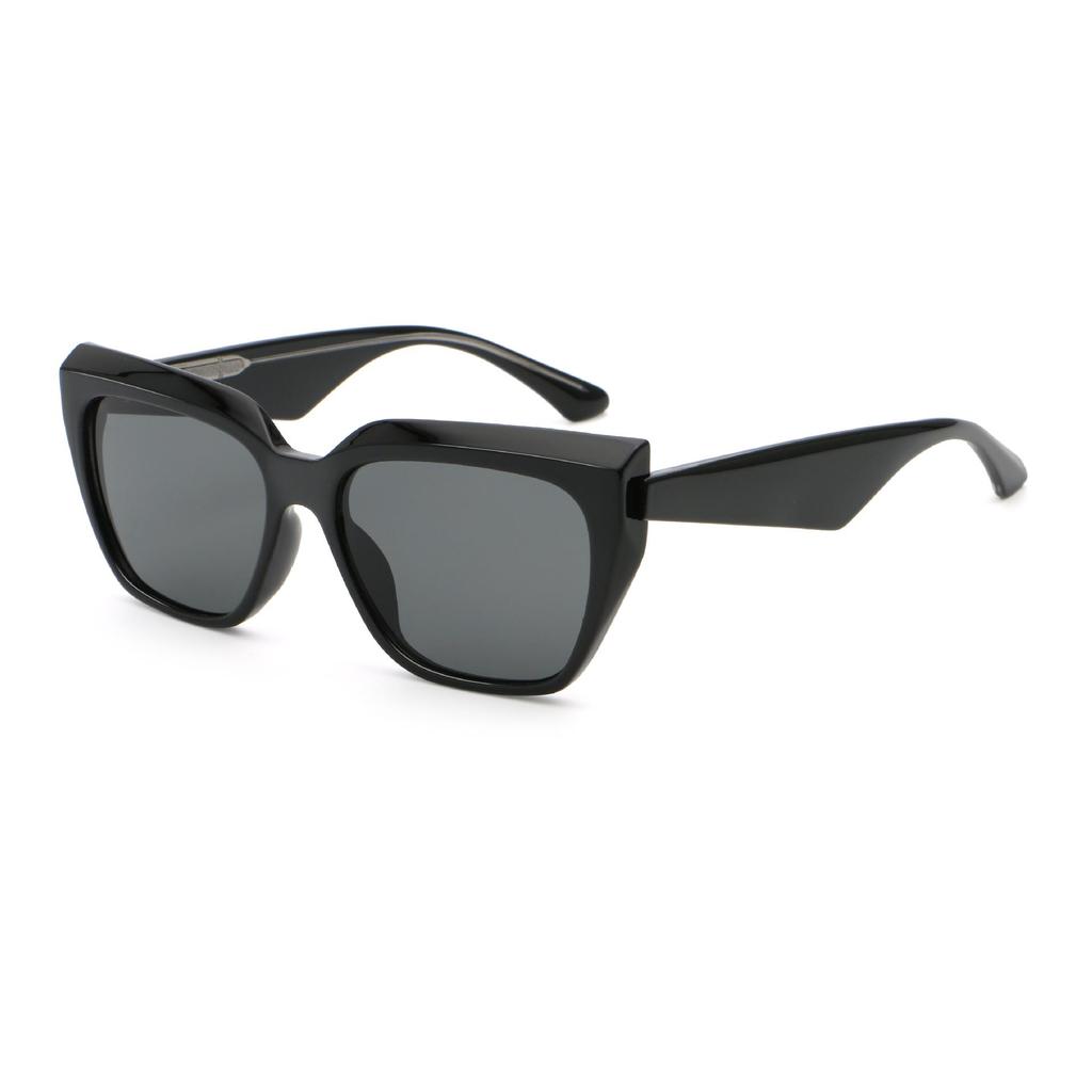 8895 European Retro Large Frame Fashion Sunglasses for Men & Women