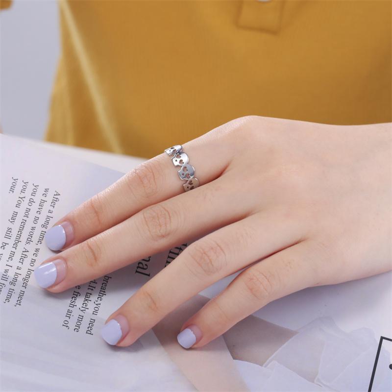 Hollow Skull Women's Ring Stainless Steel Ring Jewelry Aesthetic Rings Gold Color Finger Rings Fashion Vintage Jewelry Gift