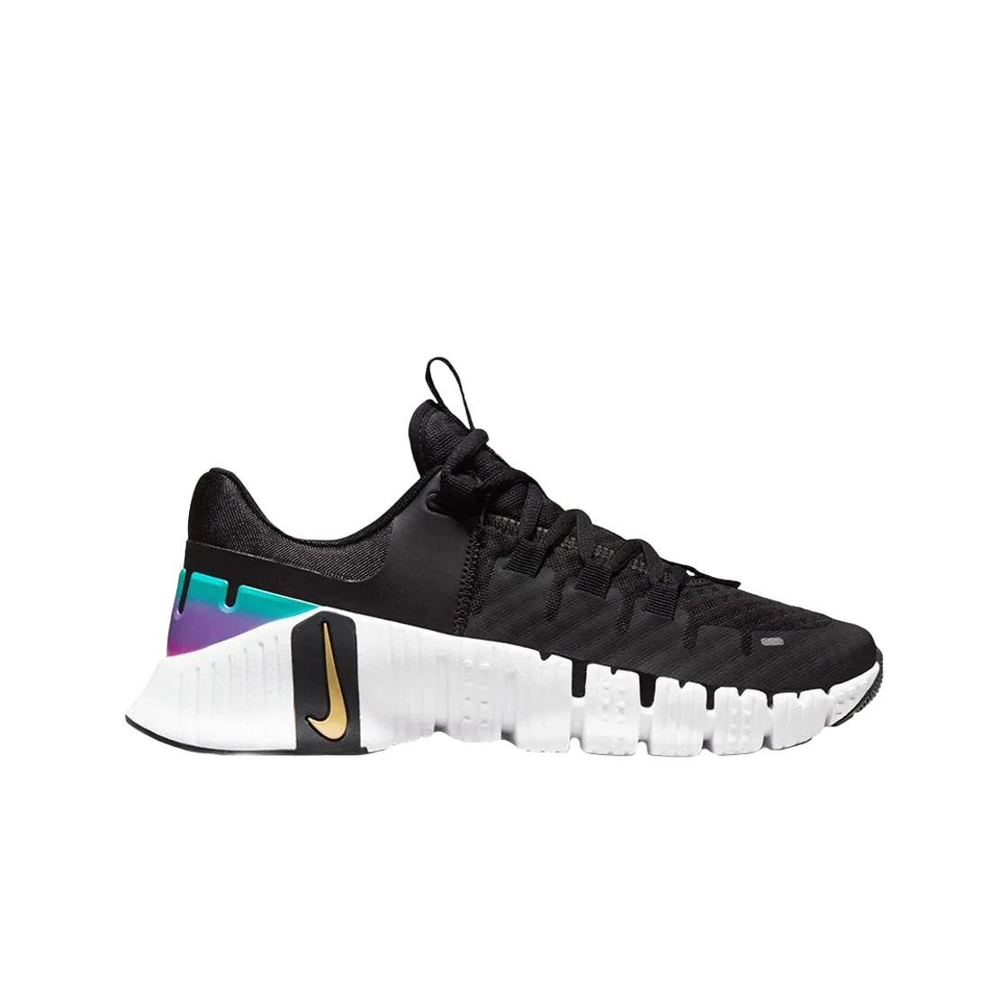 

Женские кроссовки W Nike Free Metcon 5 PRM Black Metallic Gold FB7149-001