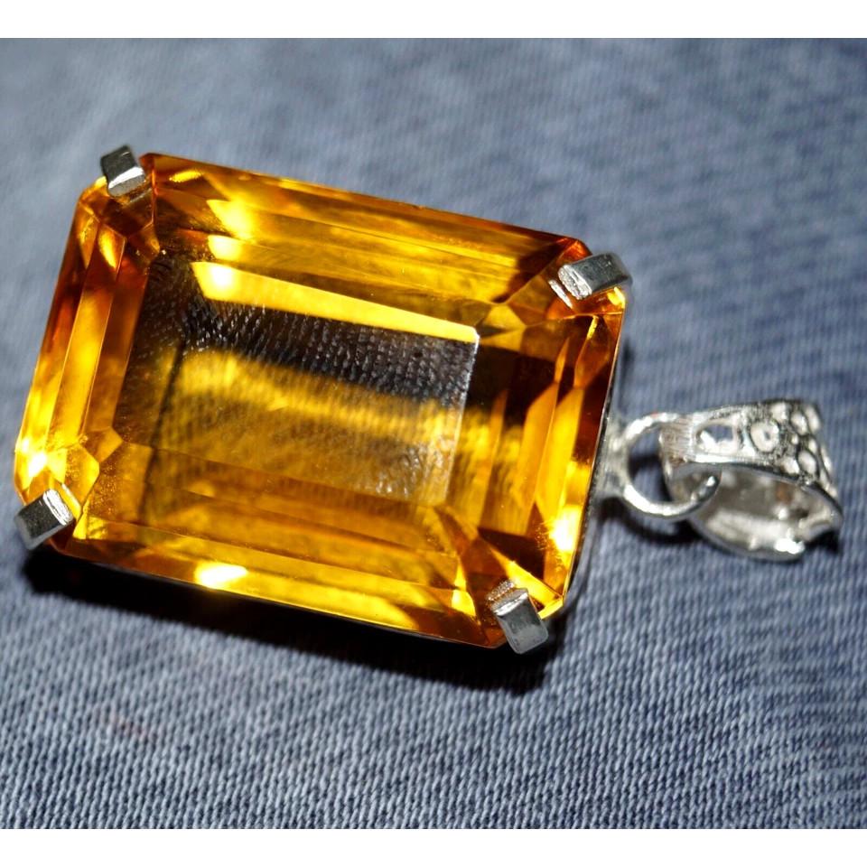 A++ CERTIFIED 925 Sterling Silver 42 Ct NATURAL Yellow Topaz Gemstone Pendant NS-543
