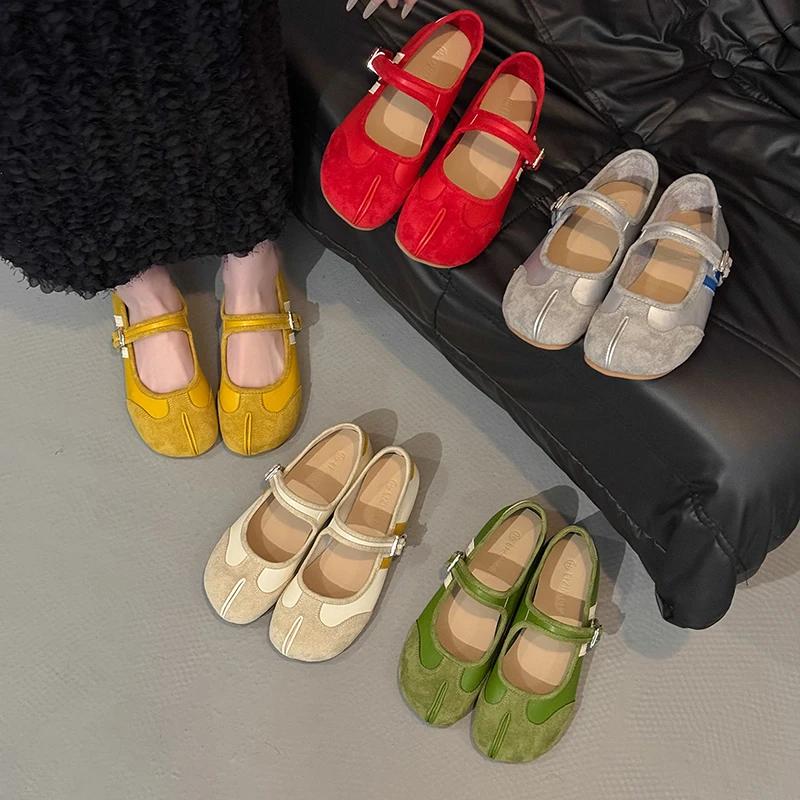 2025 Tabi Ninja Schuhe im japanischen Stil für Damen, Retro-Wildleder, Wohnungen, geteilte Huf-Zehen-Bootsschuhe, Femme Mary Jeans, Mokassins, Ballerina-Schuh