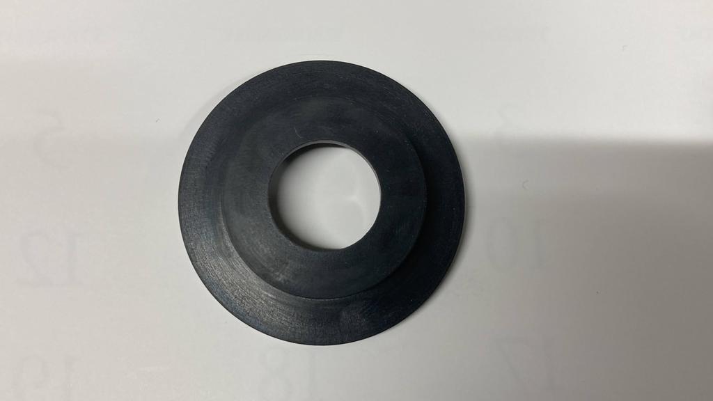 AN-3 Padded Rubber for Trailer Air Coupling, Inner Diameter Bottom 16mm - Upper Inner