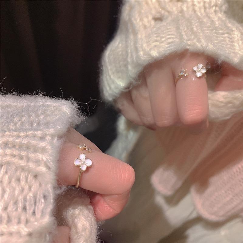 Sweet Floral Copper Ring Adjustable Open Design For Women 2023 Trendy Aesthetic