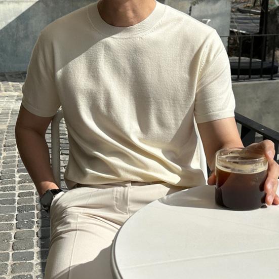 Летняя мужская футболка с круглым вырезом однотонная с короткими рукавами трикотажная рубашка дышащая облегающая легкая базовая футболка повседневный деловой топ M розы красного 1966₽