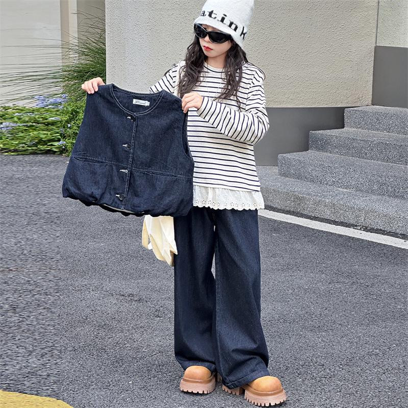 

Девичья полосатая рубашка в корейском стиле и джинсовый жилет с брюками широкого кроя - модная весенне-осенняя уличная одежда 140cm