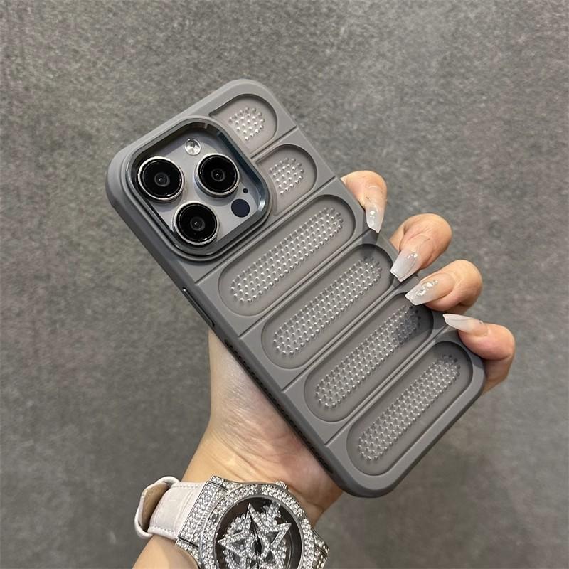 Anti Drop Metal Lens Ring for IPhone16promax Phone Case Apple 15 Mesh Breathable Matte Protection