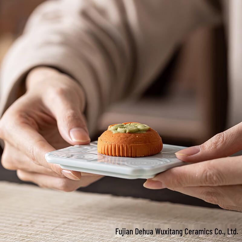 Zen Ceramic Auspicious Cloud Tea Snack Dish & Coaster