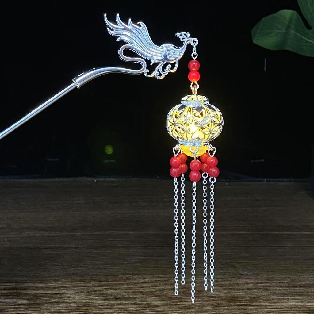 Ancient Style Luminous Hairpin: High-End Alloy Lantern Design for Hanfu Skirts
