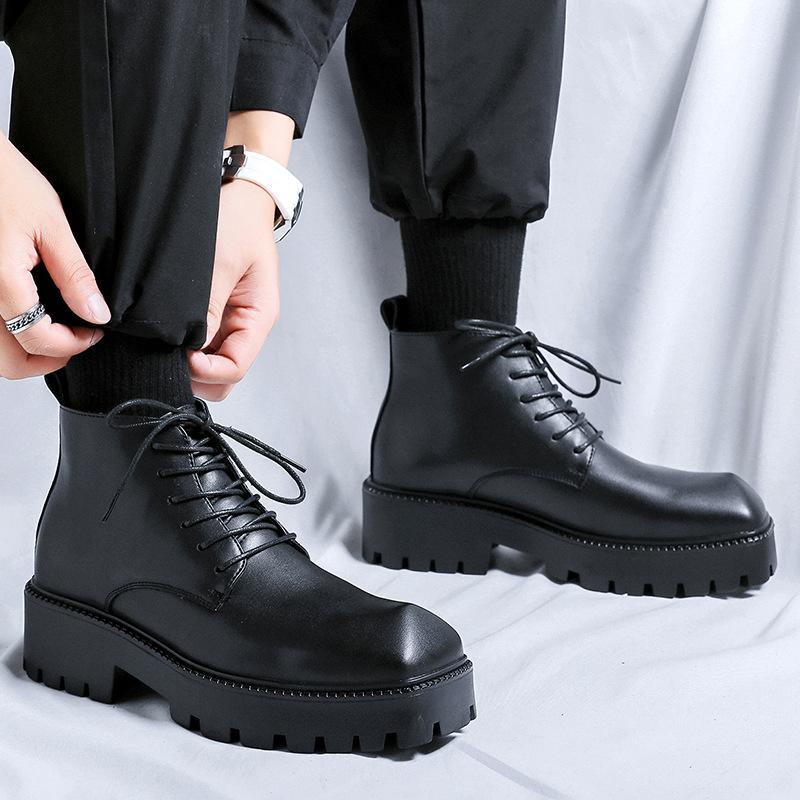 Men Luxury Fashion Original Leather Boots Lace-up Pointed Toe Shoes Cowboy Platform Boot  Designer Cool Ankle Botas Hombre
