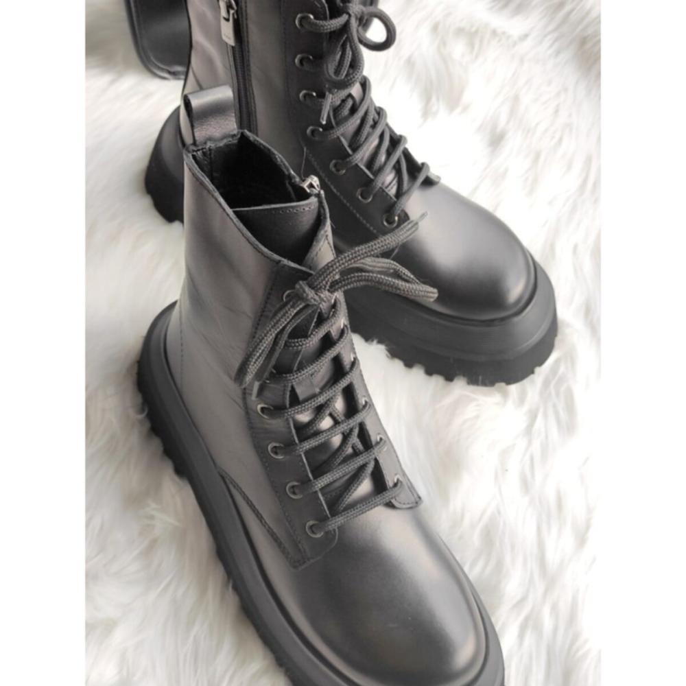 

Сапоги в женском стиле Ультра