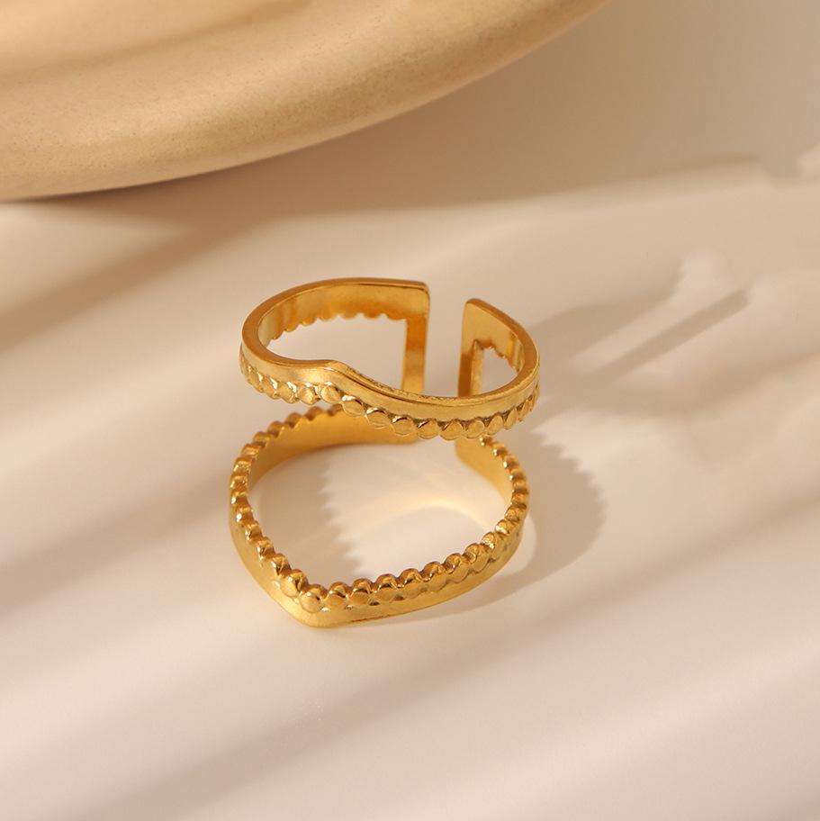 Bague pour femme minimaliste haut de gamme en acier inoxydable – Ne se décolore pas, polyvalente, design de niche