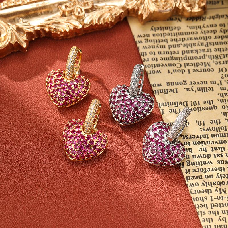 Retro Light Luxury Simple Elegant Fashion Design Love Earrings Copper Plated Red Women's Earrings