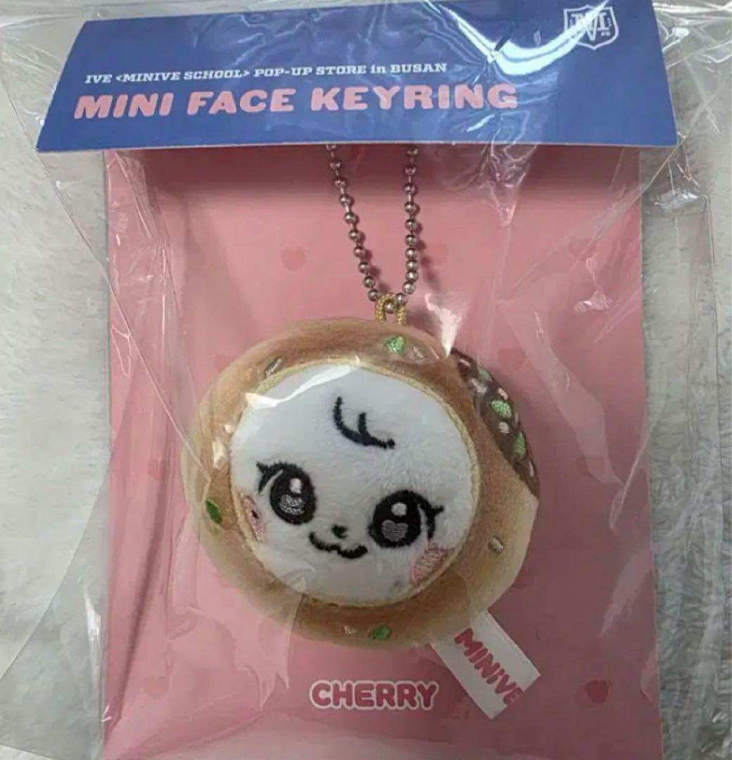 

[Б/У] Ограниченный выпуск Busan IVE MINIVE Мини-брелок для лица Wonyoung