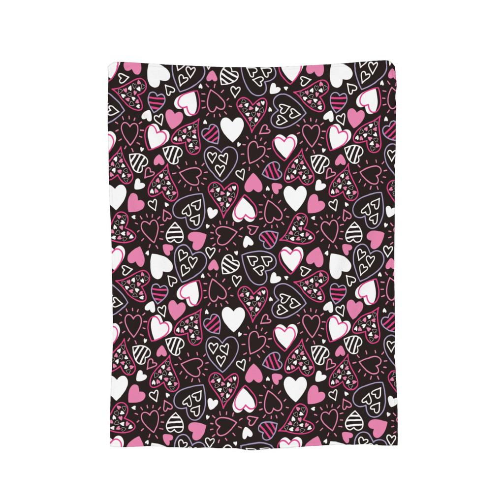 Scratched Heart Pattern Blankets Velvet Print  Portable Lightweight Throw Blankets for Bed Outdoor Plush Thin Quilt