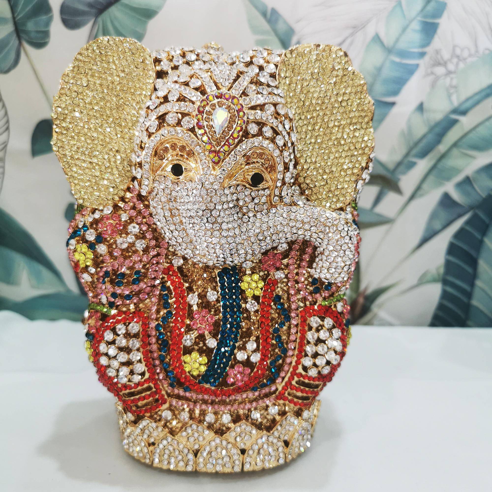 

Elephant Women Evening Clutch Purses Hollow Out Gold Diamond Bag Luxury Lady Crystal Bridal Party Purses Rhinestone Handbags 21cmX15cmX8cm