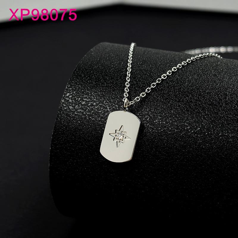European Style Gold-Plated Titanium Steel Necklace with Rhinestone Sun and Star Design for Women – Elegant Clavicle Chain Jewelry