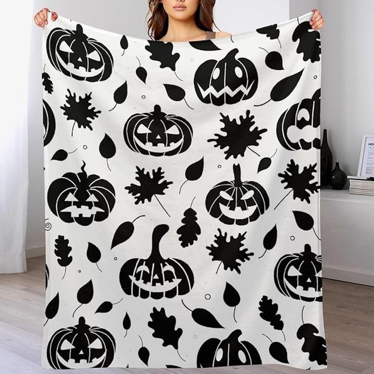 

1pc Black pumpkin seed pattern blanket polyester fabric machine washable suitable for sofas beds lounge chairs and travel 75x100cm