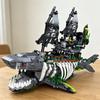 1155 PEÇAS Blocos de Construção Navio Pirata Fantasma Tubarão Modelo de Navio Monstro Marinho Fantasia Tijolos Com Luz Educacional Brinquedo DIY Para Adultos