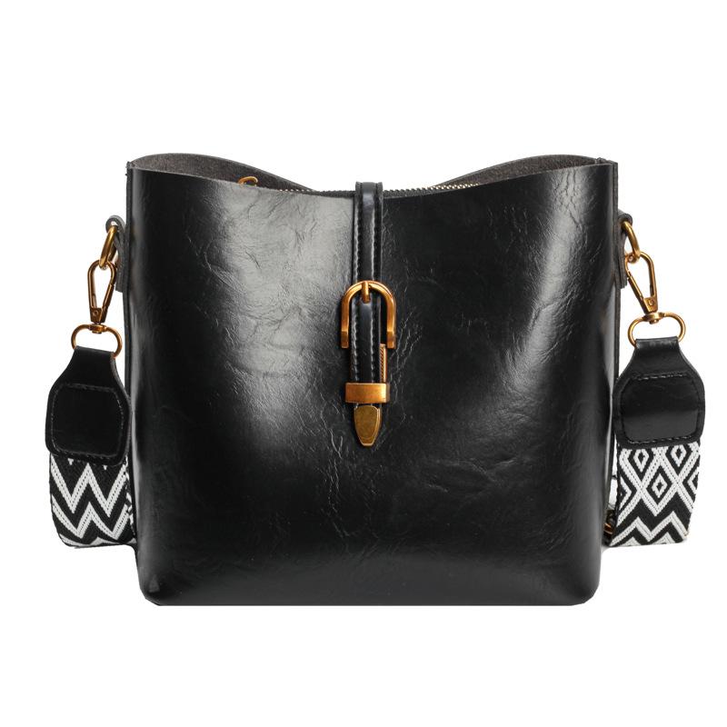 This Year's Popular Bag Large-capacity Bucket Bag Women's 2025 Spring and Summer New Retro Shoulder Bag Wide Shoulder Strap Messenger Bag