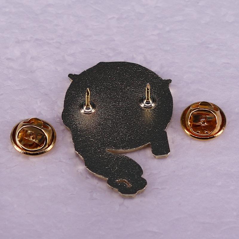 Retro Japanese Fire Fox Metal Brooch Badge