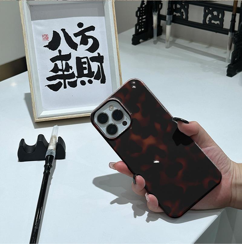 Popular Amber Tortoiseshell Smudged Mobile Phone Case iPhone17 Film Case Apple 16pm Mobile Phone Case Wholesale
