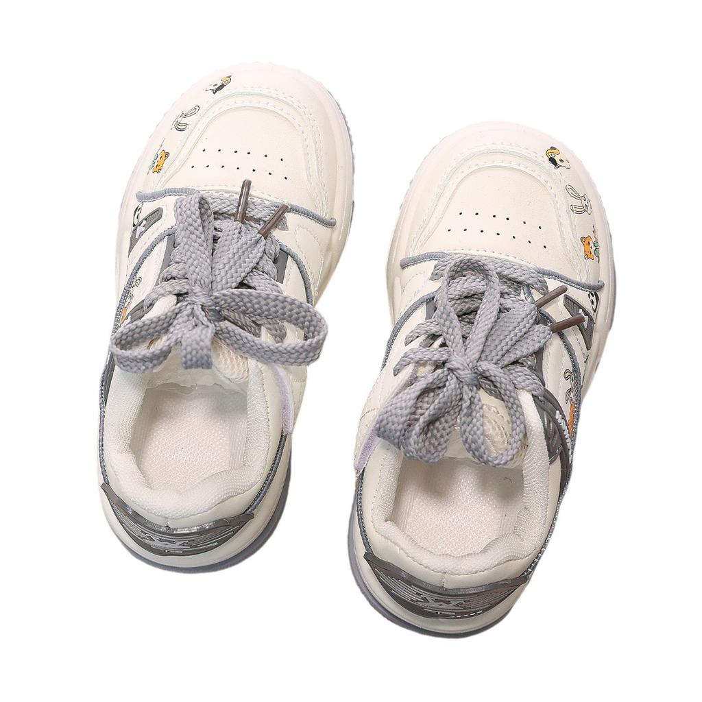 Versatile children's sneakers2026Spring new collection: cute cartoon graffiti casual sneakers for girls, featuring soft, cushioned soles and a