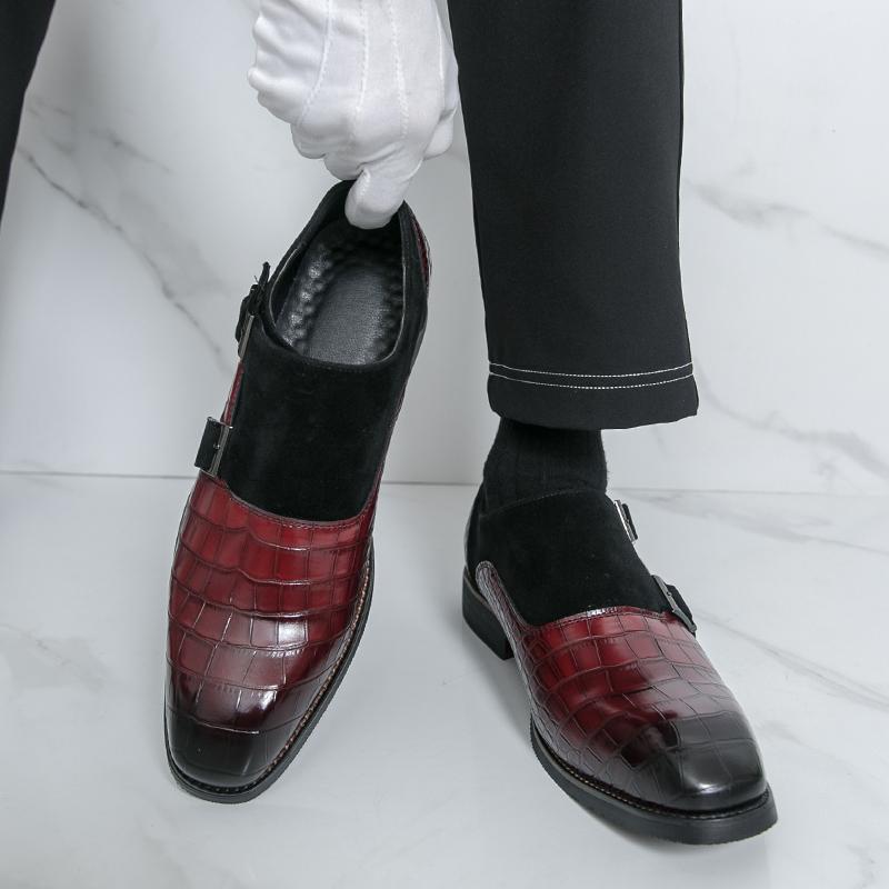 Leather Shoes For Man Loafers Tassel Casual Sneakers Business Wedding Big Size Luxury Design Shoes High Quality