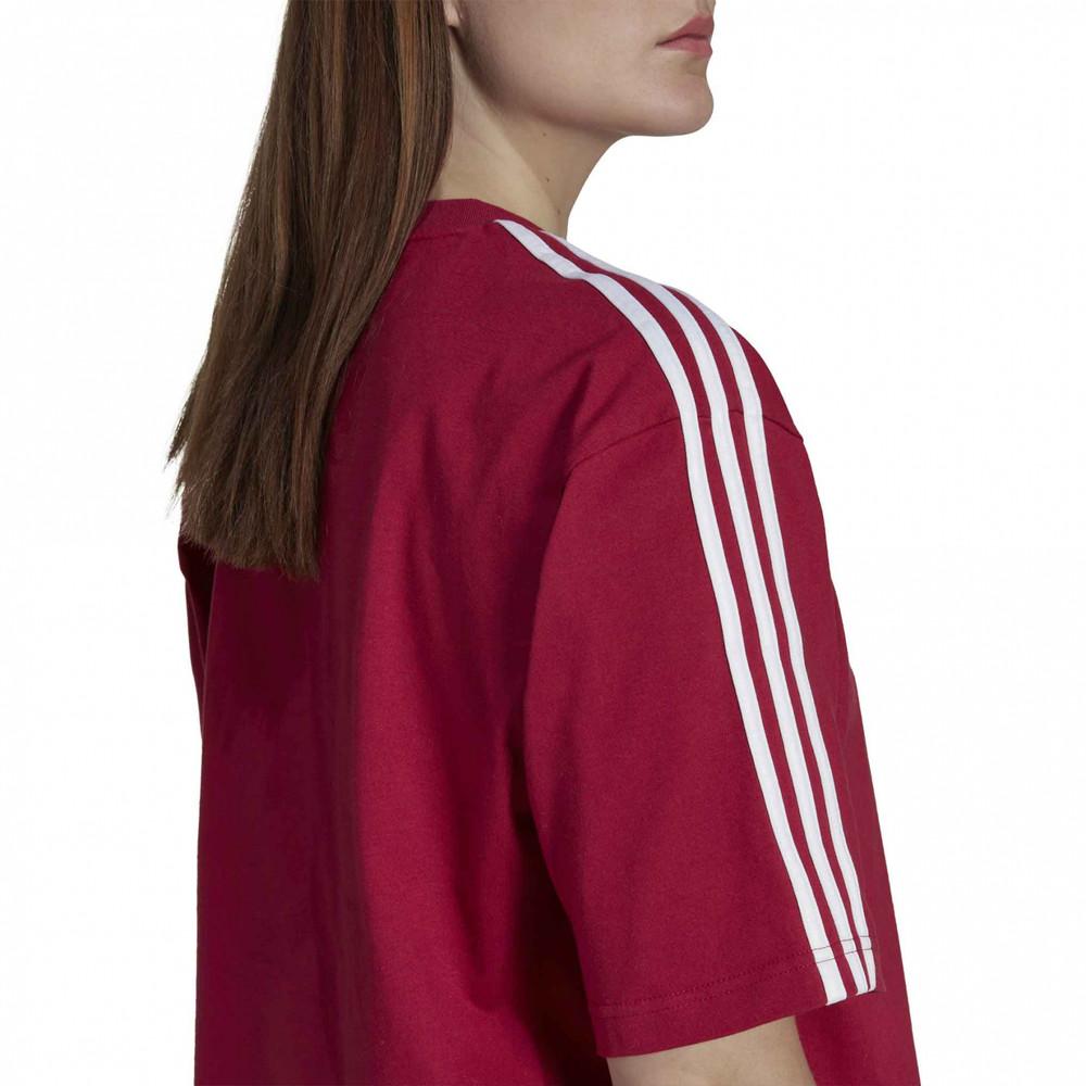 adidas T Shirts Women's Red Crew Neck Moderate Straight Fit II6107