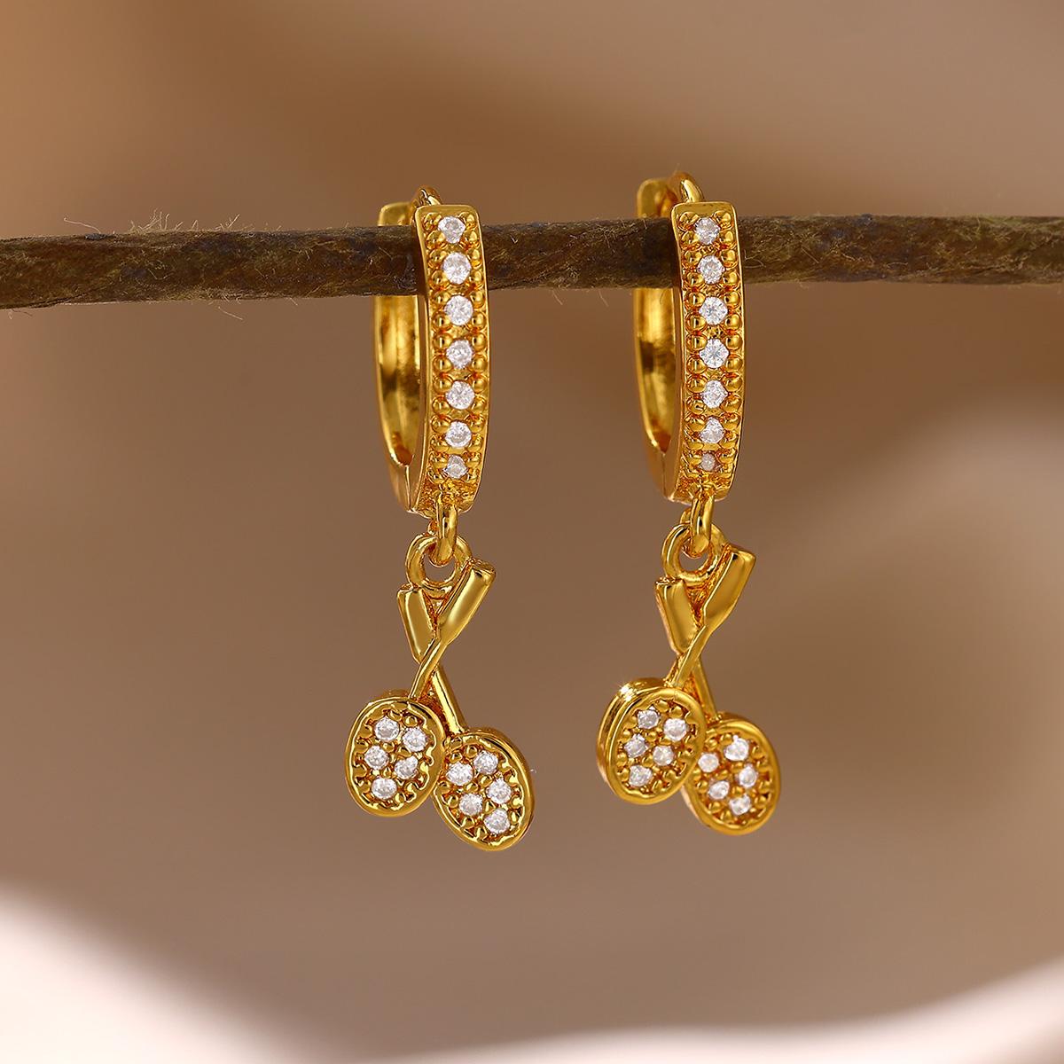 

2026 Vintage Gold Color Hoop Earrings For Women Elegant CZ Heart Star Flower Pendant Hanging Ear Piercing Romantic Jewelry Gift