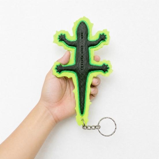 3D Printed Lizard Keychain, Glow in The Dark Pendant with Luminous Edges, Anime Keychain Pendant from The Adventures of Jackie Chan Metal Keychain