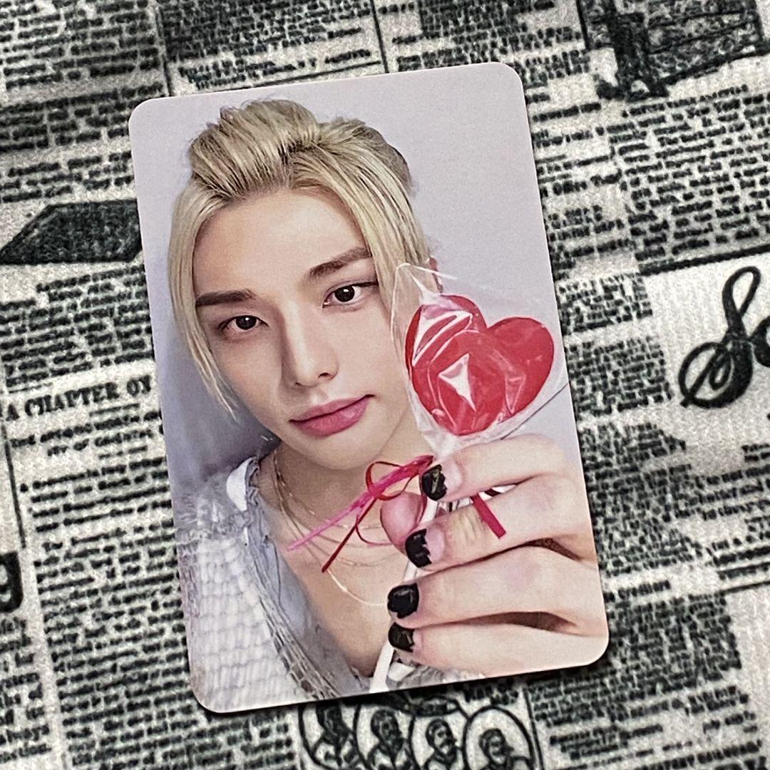 

[USED] Hyunjin StrayKids Raku-STAR ROCK-STAR Trading Card