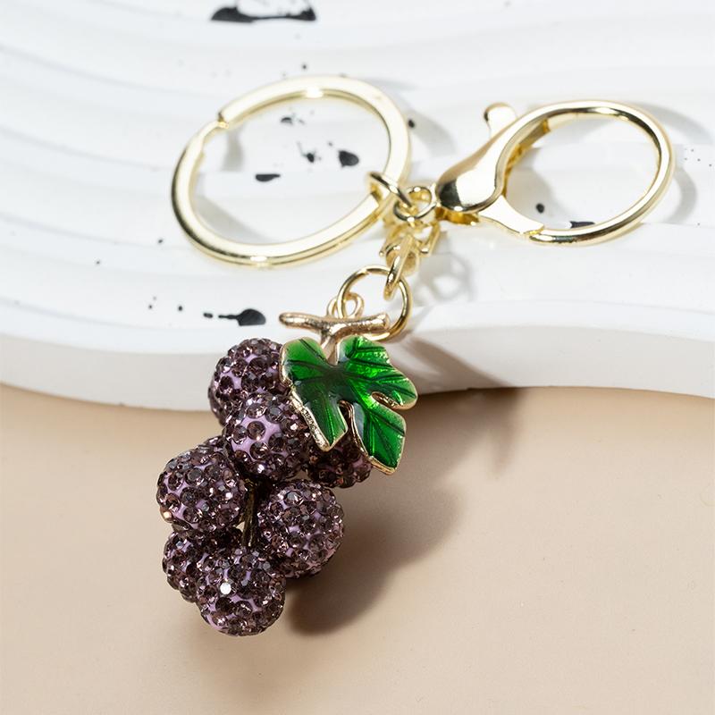 Luxury Rhinestone Grape Keychain, Fashion Car Key Ring Pendant, Cute Bling Key Accessory for Women Girls Gift