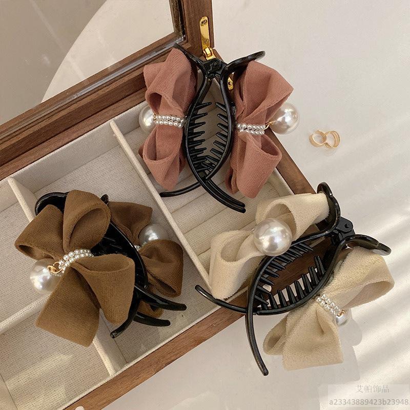 1 Piece of Bow, Pearl Clip, Temperament, Shark Clip, Korean Gentle Style Fabric Hair Accessory Girl Hair Accessoires