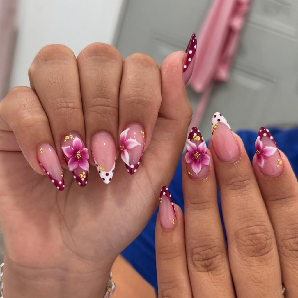 24pcs French Almond Press on Nails Flower Pattern False Nails Wearable Stick-on Nail Fake Nail Uñas Postizas