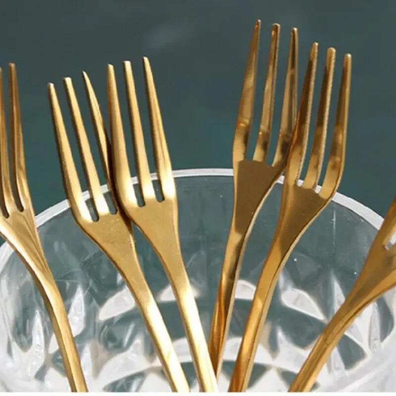 Creative Stainless Steel Leaf Shape Gold Flatware Fruit Fork Dinnerware Appetizer Snack Dessert Fork Kitchen Tableware 6Pcs