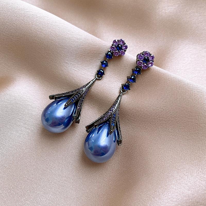 Light luxury zircon round artificial pearl ear buckle French retro fashion temperament earrings high-end exquisite earrings women