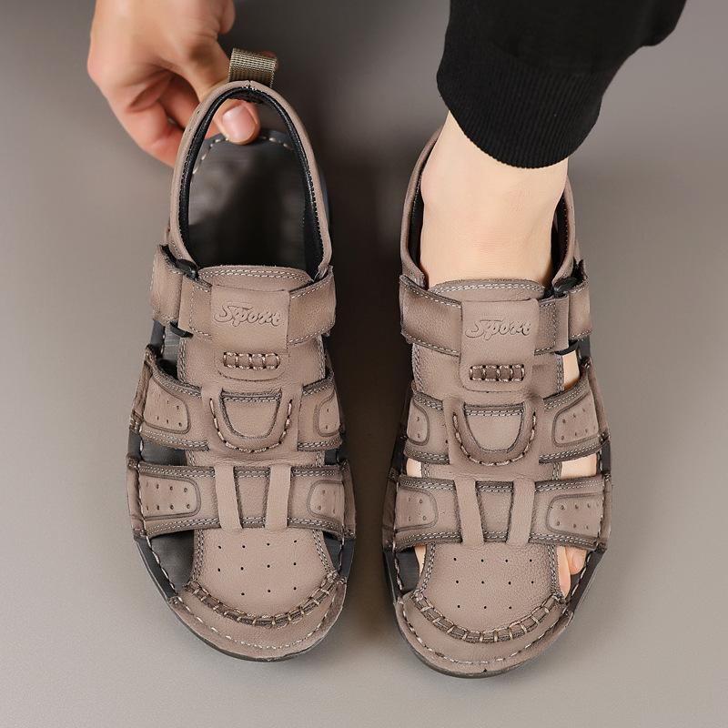 Summer First-layer Cowhide Men's Sandals Leather Bag Head Beach Shoes Outside Breathable Men's Casual Middle-aged Men's Shoes Soft