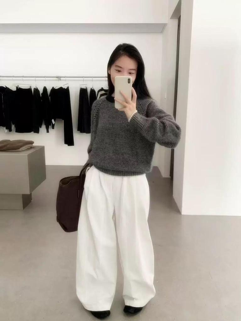 European Style Pure Wool Color-Block Striped Sweater for Women - Thickened, High-End Autumn/Winter 2024 Base Layer Short Top
