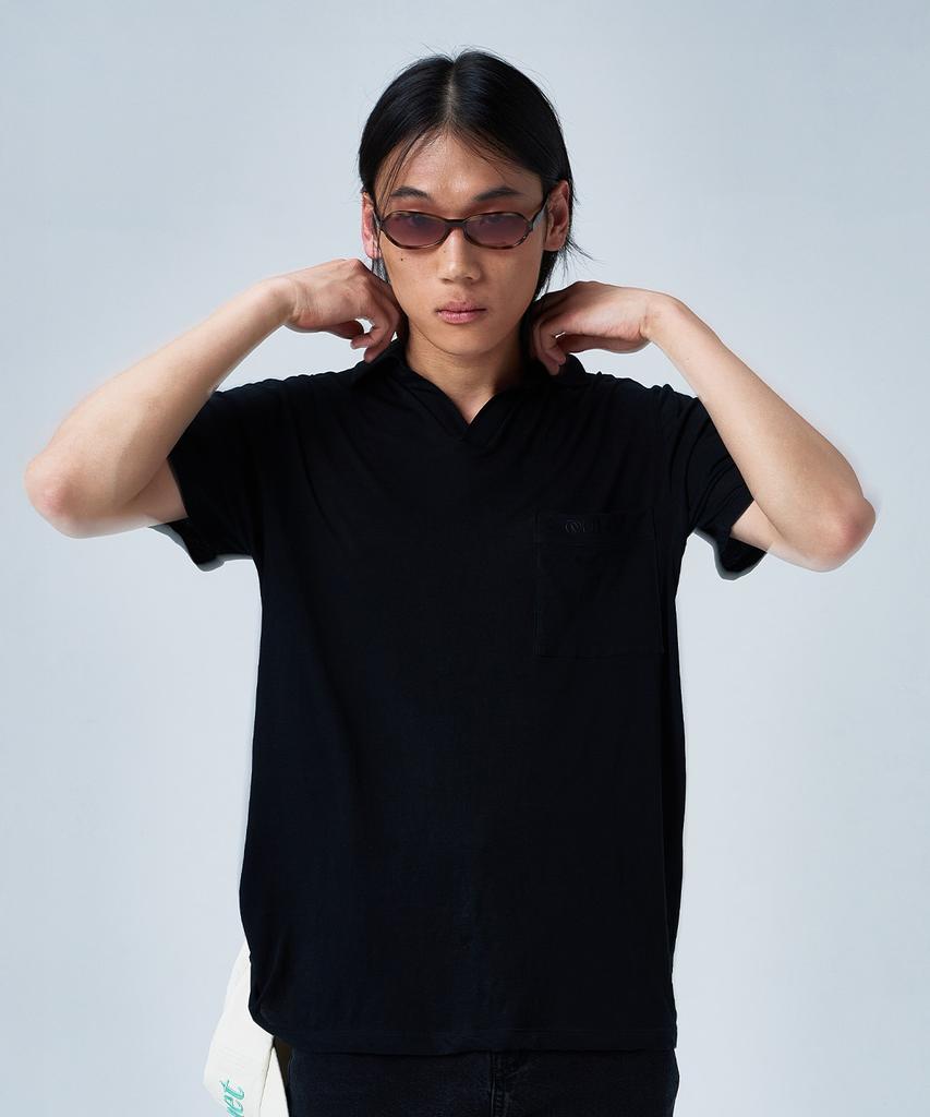 DEINET Vintage Collar T-Shirt In Black