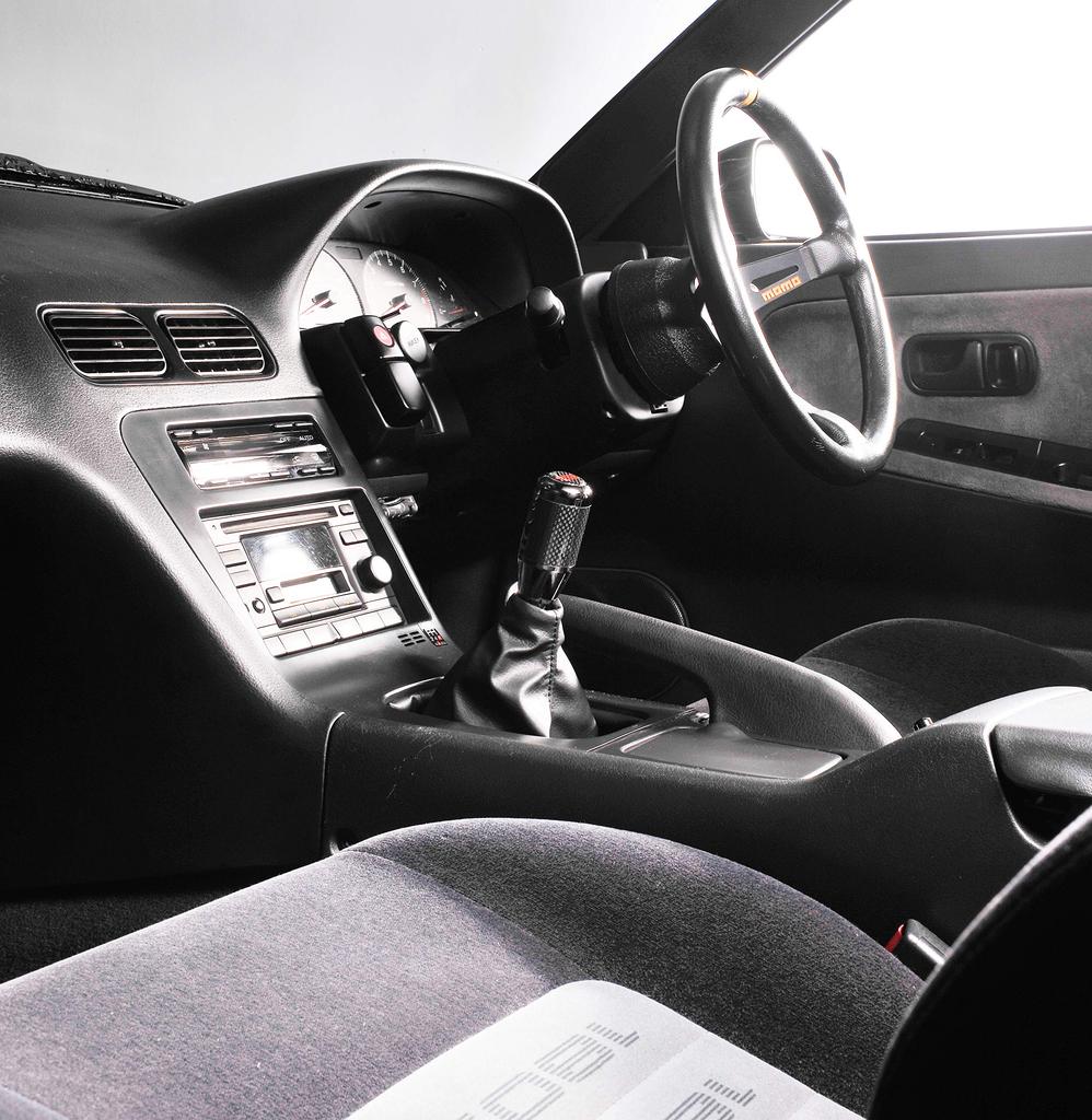 CARMATE Car Shift Knob RAZO Real Carbon MT 400g RA66