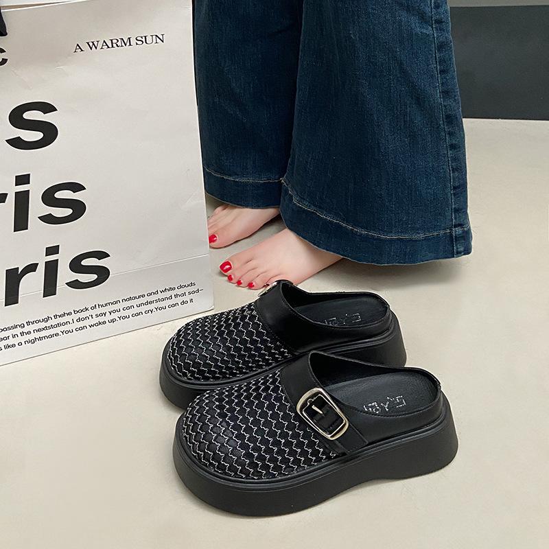 Baotou new woven one pedal 2025 Baotou half slippers thick-soled slippers hollow muffin retro cool slippers women