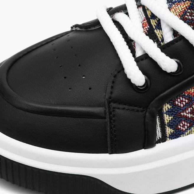 2025 Spring Men's New Casual Trendy Board Shoes Fashionable and Versatile Thick Bottom Sports