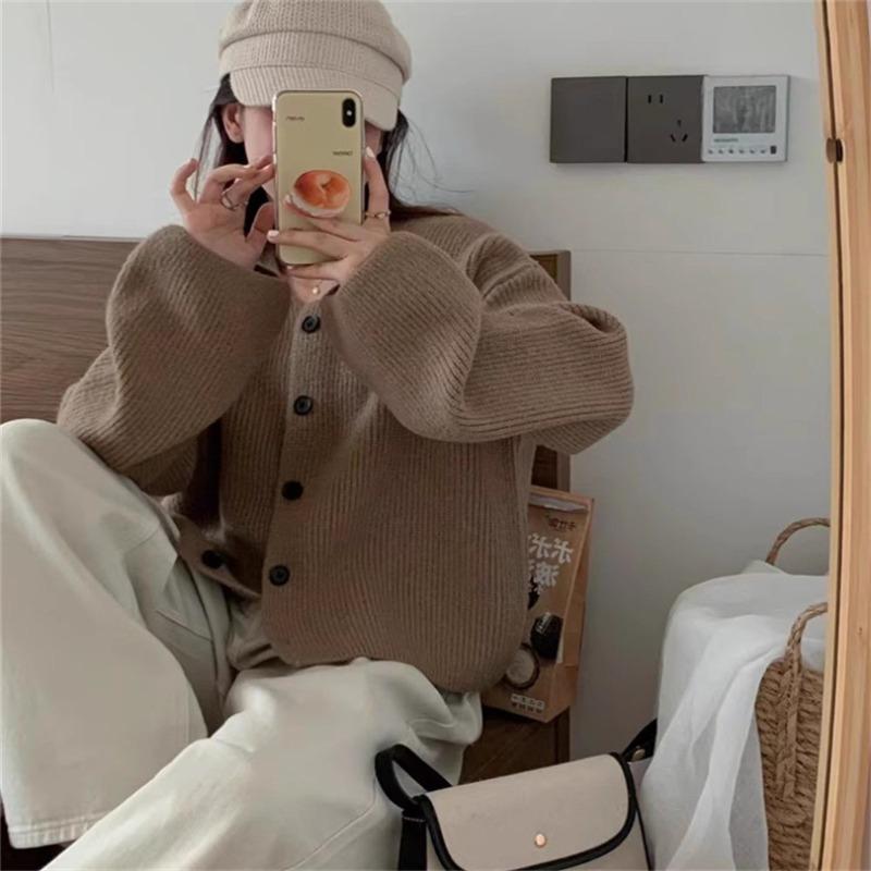 Autumn and winter new retro loose lazy wind knitted cardigan top women's solid color temperament versatile sweater jacket