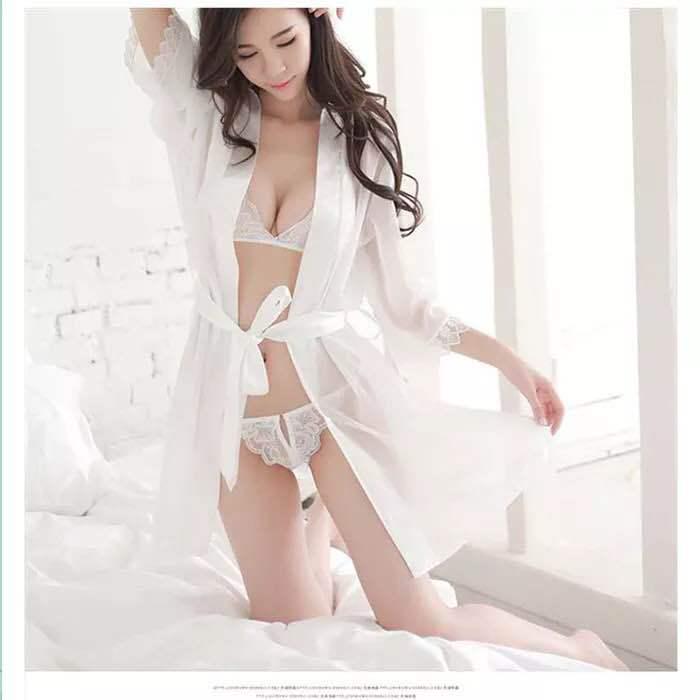 Plus Size Tulle Lace Lingerie Set: Nightgown, Bathrobe, Open Crotch Panties